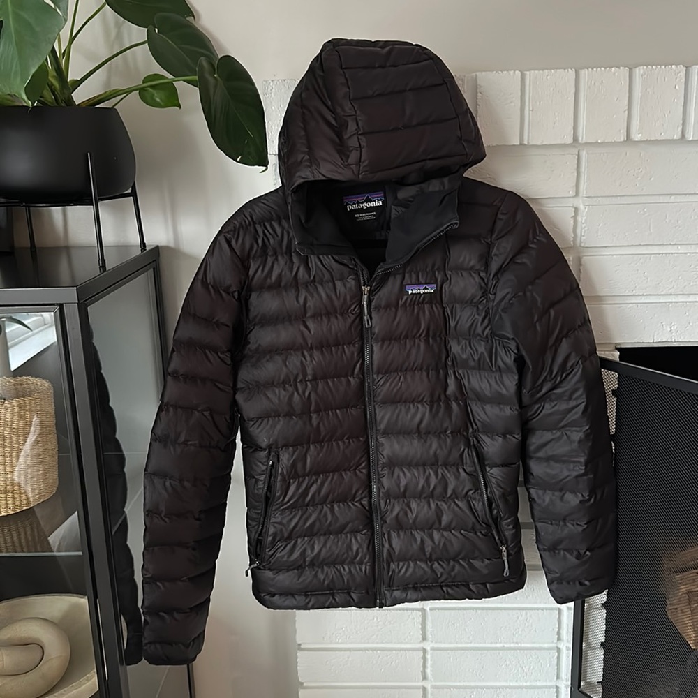 Patagonia Down Sweater Hoody - XS Mens